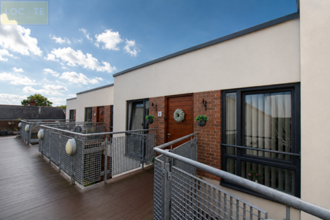 2 bedroom apartment to rent, Eden Square, Flixton Road, Urmston