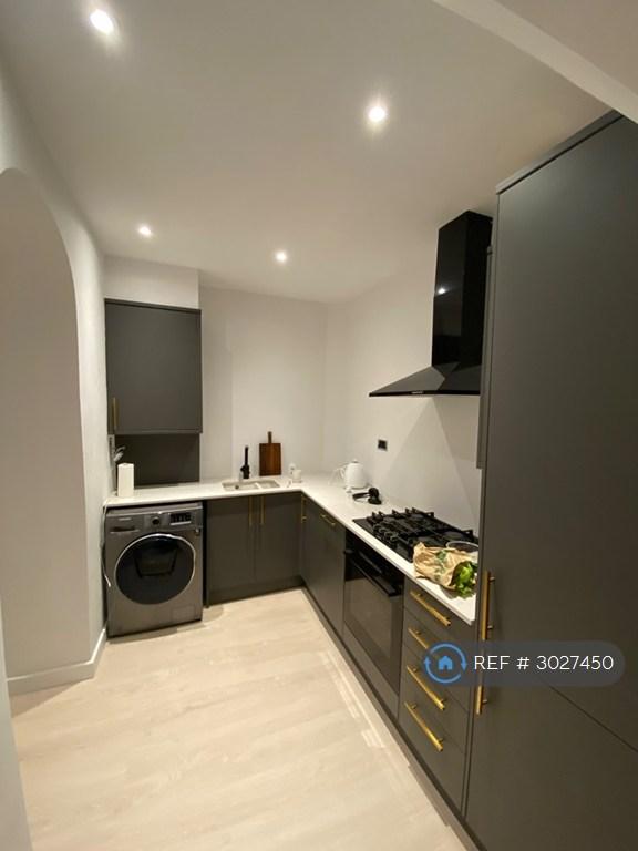 Apartment in London - View 2