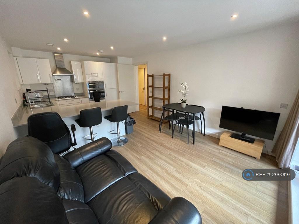Apartment in Cambridge - View 2