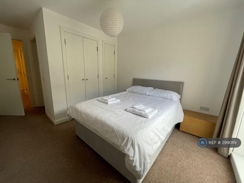 Apartment in Cambridge - View 3