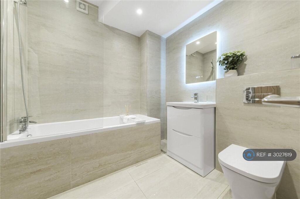Apartment in London - View 5