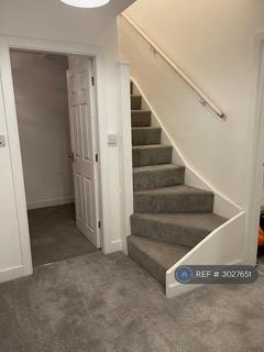 3 bedroom flat to rent, Compstall Road, Romiley, Stockport, SK6