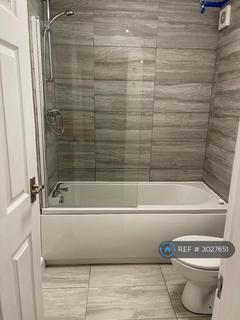 3 bedroom flat to rent, Compstall Road, Romiley, Stockport, SK6