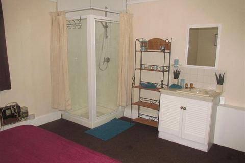 1 bedroom house to rent, Yardley Road, Acocks Green, Birmingham, Warwickshire, B27