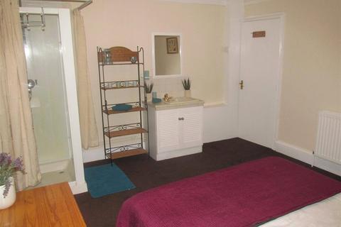 1 bedroom house to rent, Yardley Road, Acocks Green, Birmingham, Warwickshire, B27
