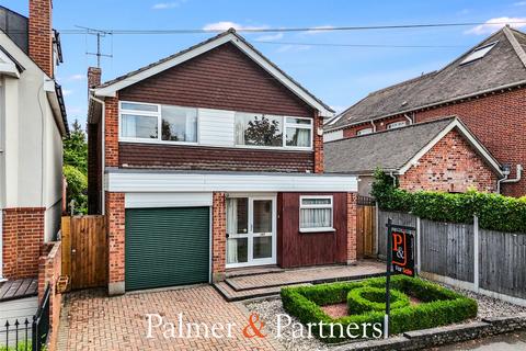 4 bedroom detached house for sale, Mildmay Road, Essex CM2