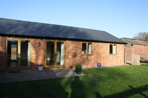2 bedroom detached bungalow to rent, Kingsey