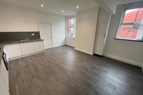 4 bedroom house to rent, Markfield Road, Bootle, L20
