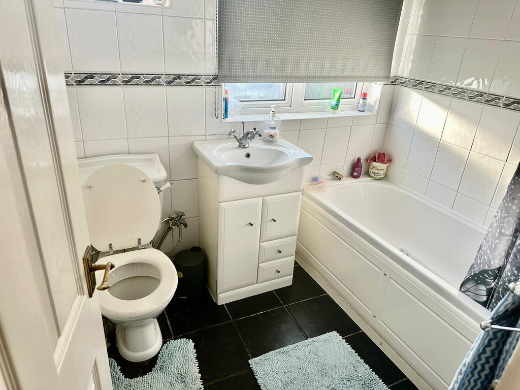 House in London - View 4