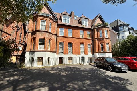 2 bedroom apartment to rent, Cumberland Court, 3 West Cliff Gardens, Bournemouth, Dorset, BH2