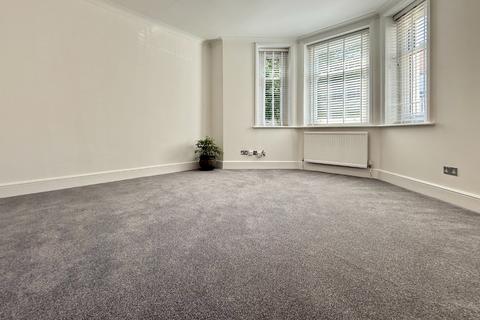 2 bedroom apartment to rent, Cumberland Court, 3 West Cliff Gardens, Bournemouth, Dorset, BH2