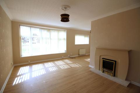 2 bedroom detached bungalow to rent, Wayfield Road Shirley Solihull