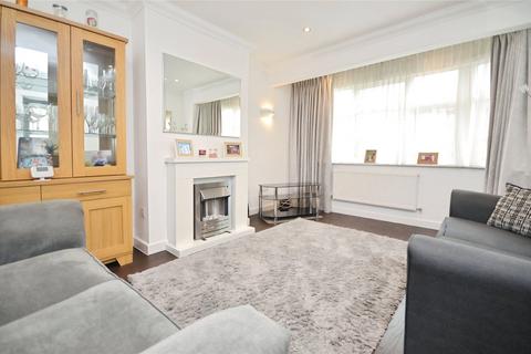 3 bedroom semi-detached house to rent, Windermere Avenue, Elm Park, Hornchurch, RM12