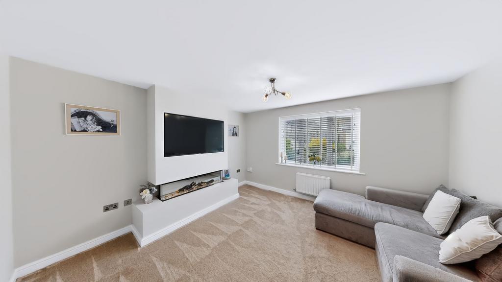 House in Bolton, Greater Manchester - View 2