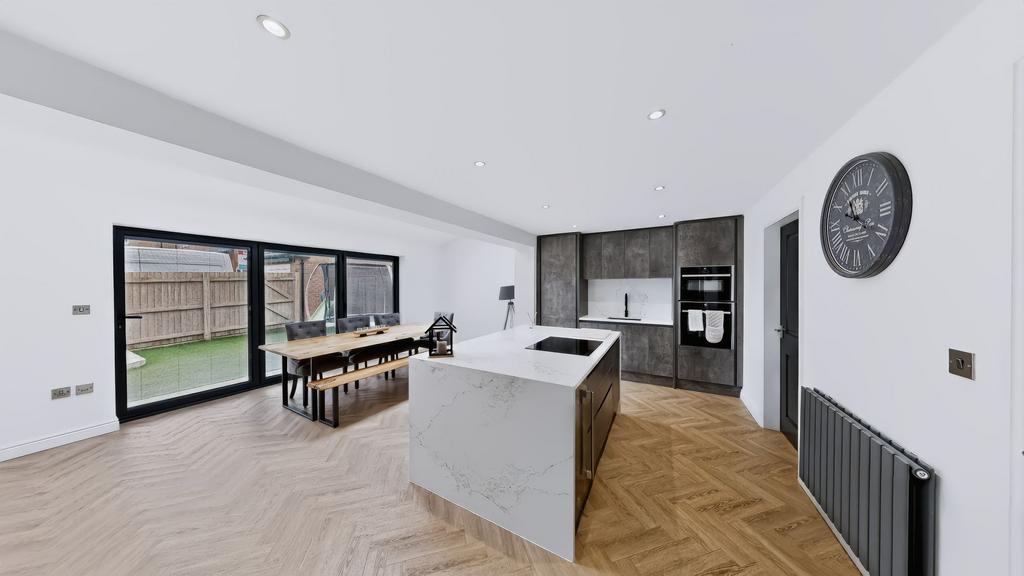 House in Bolton, Greater Manchester - View 3