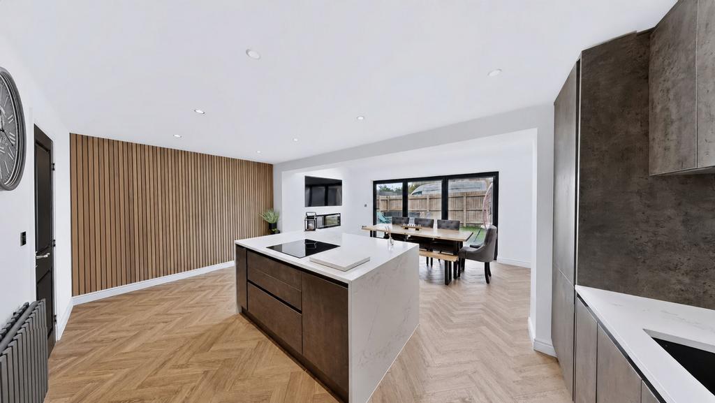 House in Bolton, Greater Manchester - More