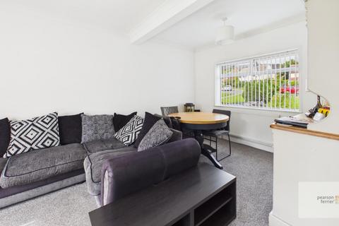3 bedroom semi-detached house to rent, Lancaster Avenue, Ramsbottom BL0