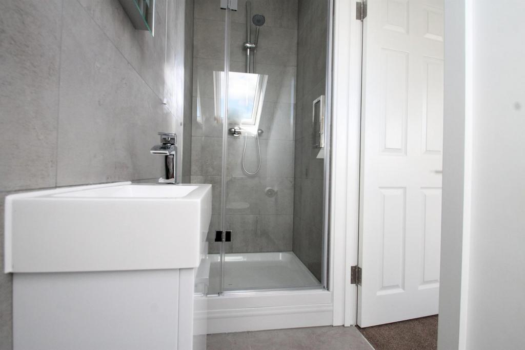 House in London - View 5