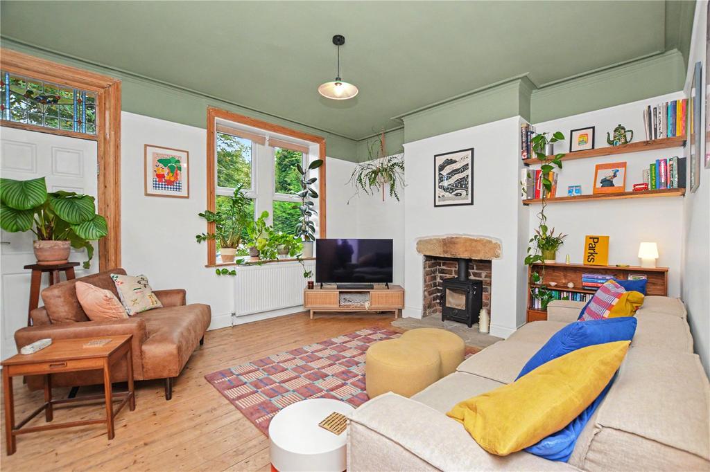 House in Leeds, West Yorkshire - View 3
