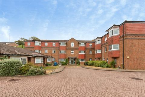 Flat for sale, Westdeane Court, Basingstoke, Hampshire, RG21