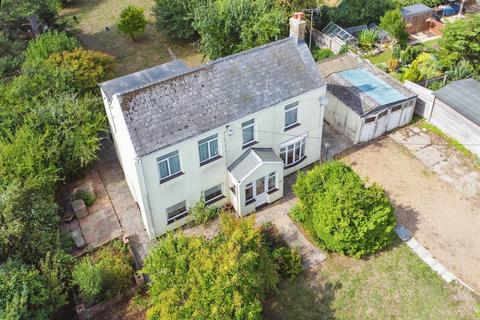 3 bedroom detached house for sale, Leverington Common, Leverington, Wisbech