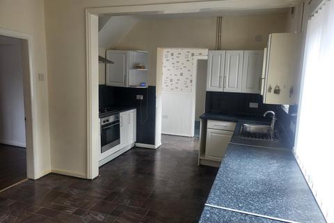 3 bedroom semi-detached house for sale, 173 Princes Road, Ellesmere Port, CH65