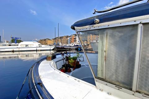 1 bedroom houseboat for sale, Rope Street, London SE16