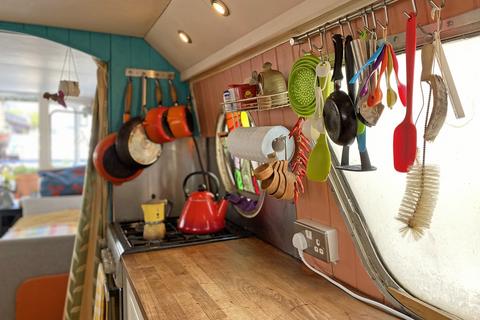 1 bedroom houseboat for sale, Rope Street, London SE16