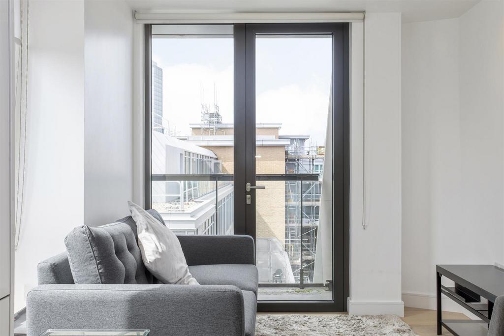 Apartment in London, Vauxhall - View 4