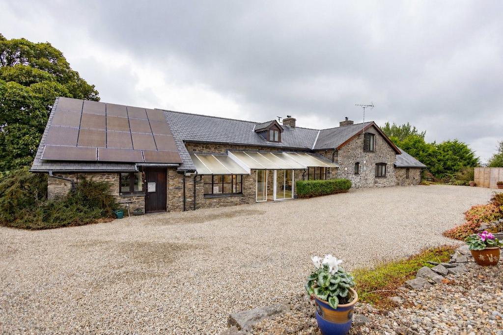 House in Tregaron - View 4