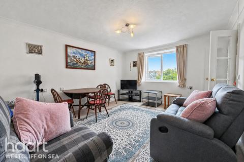 1 bedroom flat for sale, Hamlet Court Road, WESTCLIFF-ON-SEA