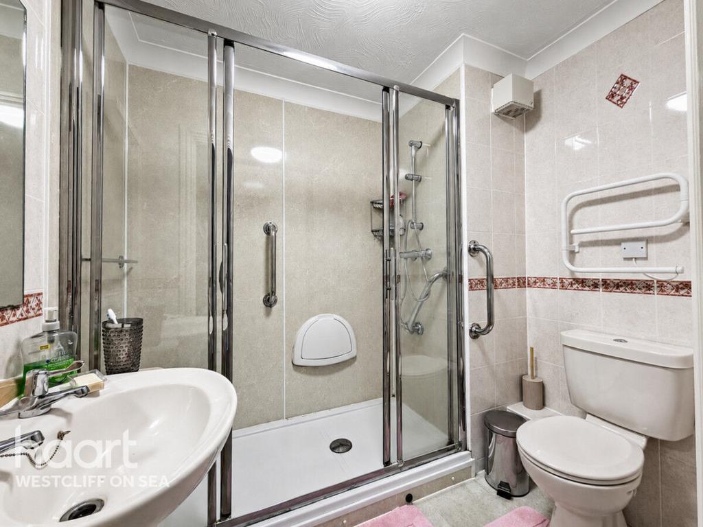 Apartment in Southend-on-Sea, Milton, Westcliff-on-Sea - View 4