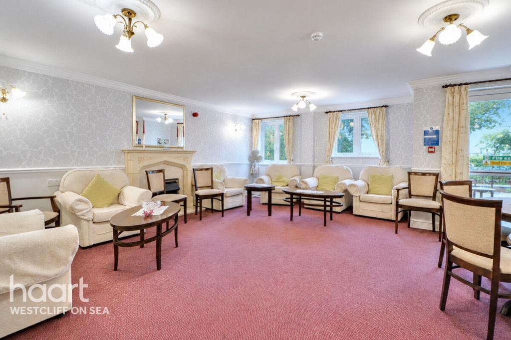 Apartment in Southend-on-Sea, Milton, Westcliff-on-Sea - More