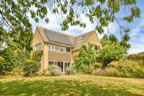 5 bedroom detached house for sale, Stonefield Drive, Highworth, Highworth