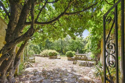 5 bedroom detached house for sale, Stonefield Drive, Highworth, Highworth