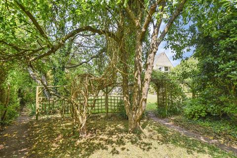 5 bedroom detached house for sale, Stonefield Drive, Highworth, Highworth