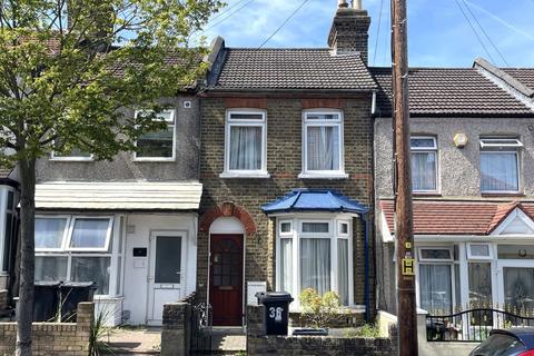 3 bedroom terraced house for sale, 36 Netley Road, Ilford, IG2 7NR