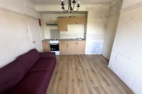 2 bedroom flat for sale, 30 Manford Court, Manford Way, Chigwell, IG7 4DP