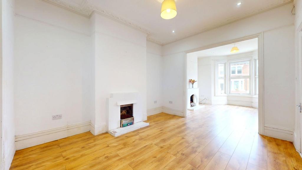 House in London - View 5