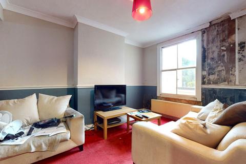 undefined, 31 Collett Road, Hemel Hempstead, HP1 1HY