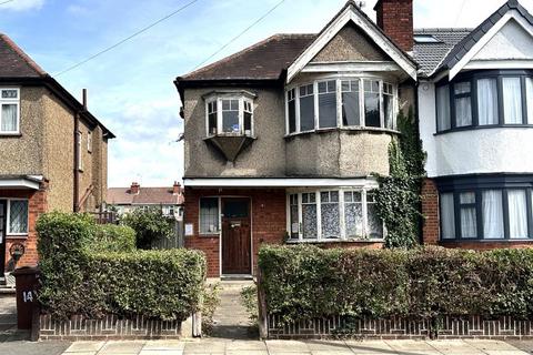 3 bedroom end of terrace house for sale, 12 Lynton Road, Harrow, HA2 9NS