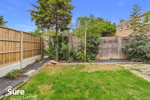 3 bedroom terraced house to rent, Cumberlow Place, Hemel Hempstead, Hertfordshire, HP2 4NP