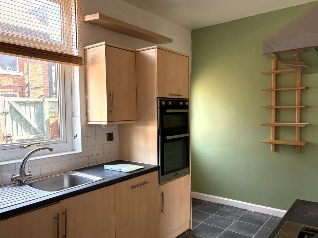 House in Leeds - View 5