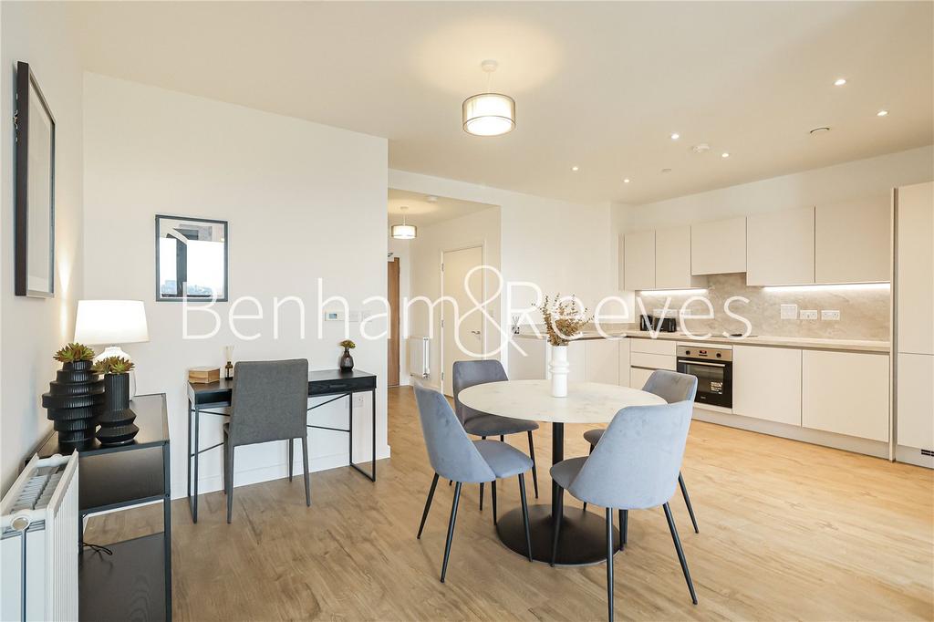 Apartment in London - View 3