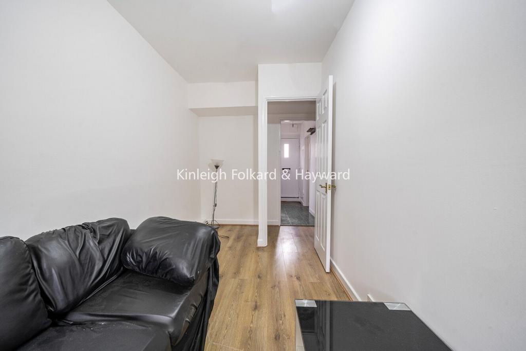 Apartment in London - View 5