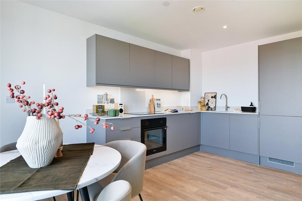 Apartment in Leeds - View 3