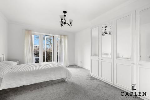 2 bedroom flat for sale, 700 High Road, Buckhurst Hill