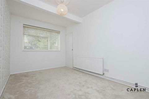 2 bedroom maisonette for sale, Roding Lane North, Woodford Green