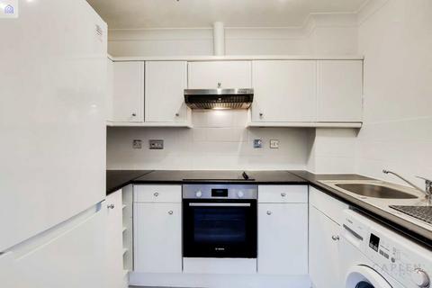 2 bedroom maisonette to rent, Cascade Road, Buckhurst Hill