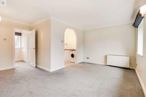 2 bedroom maisonette to rent, Cascade Road, Buckhurst Hill